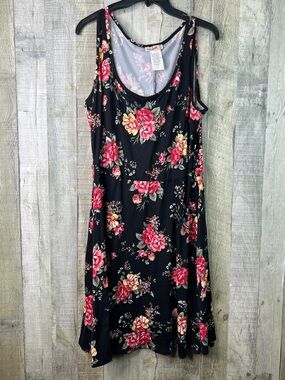Love Squared Size 1X Sleeveless Scoop Neck Floral Peplum Dress